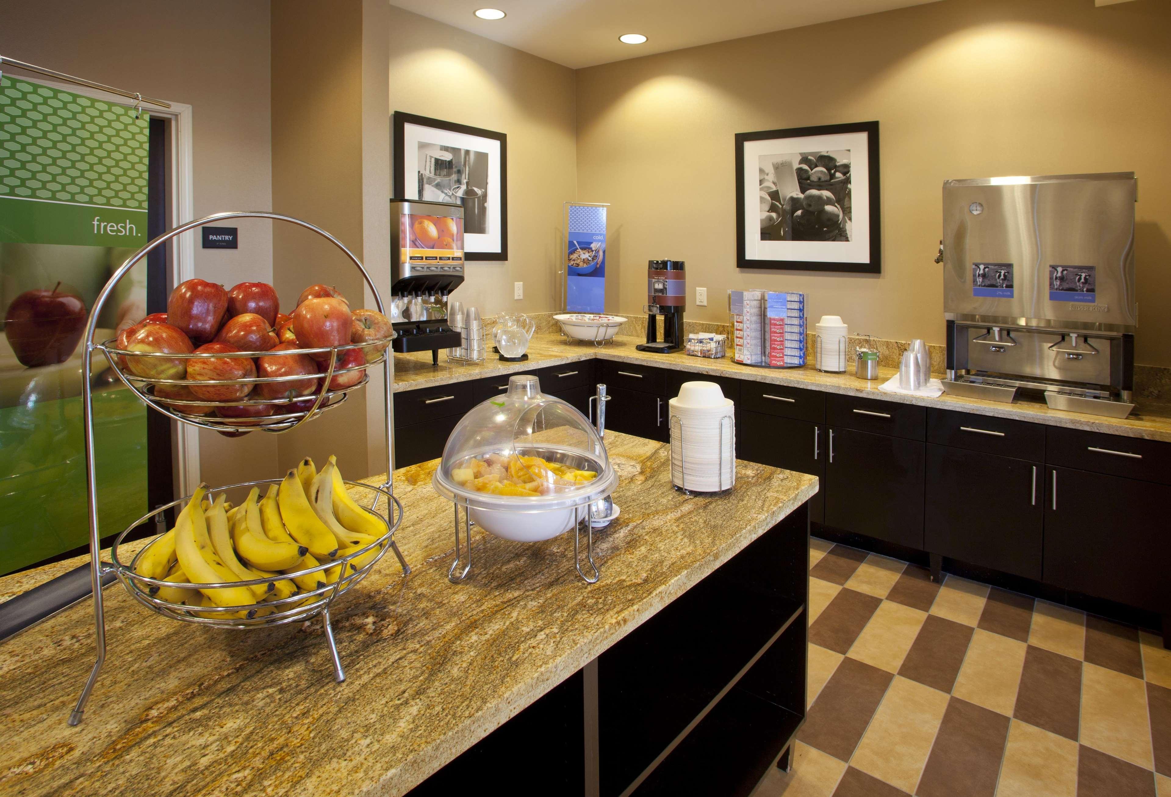 Hampton Inn & Suites Seattle/Federal Way Εξωτερικό φωτογραφία