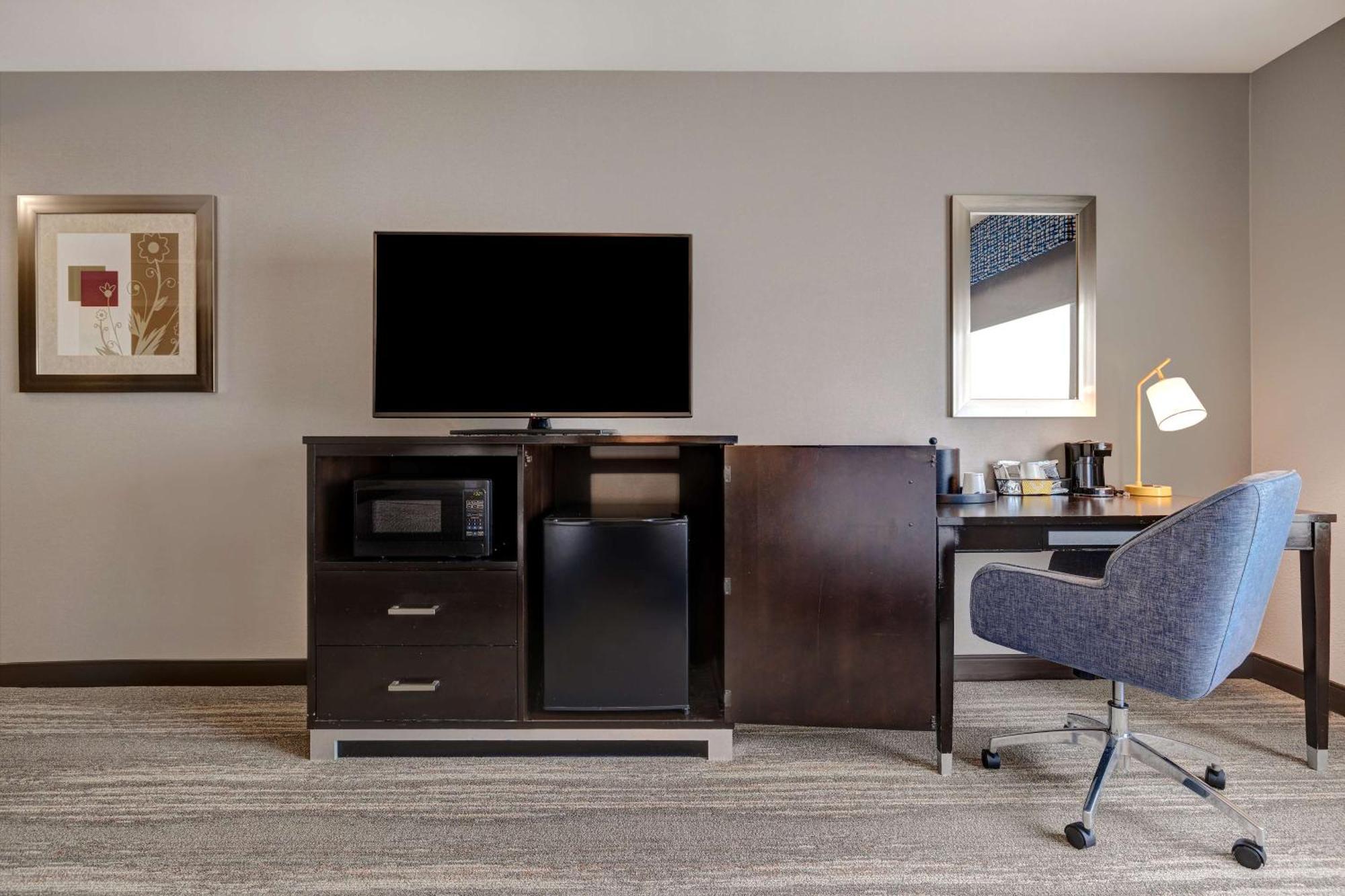 Hampton Inn & Suites Seattle/Federal Way Εξωτερικό φωτογραφία