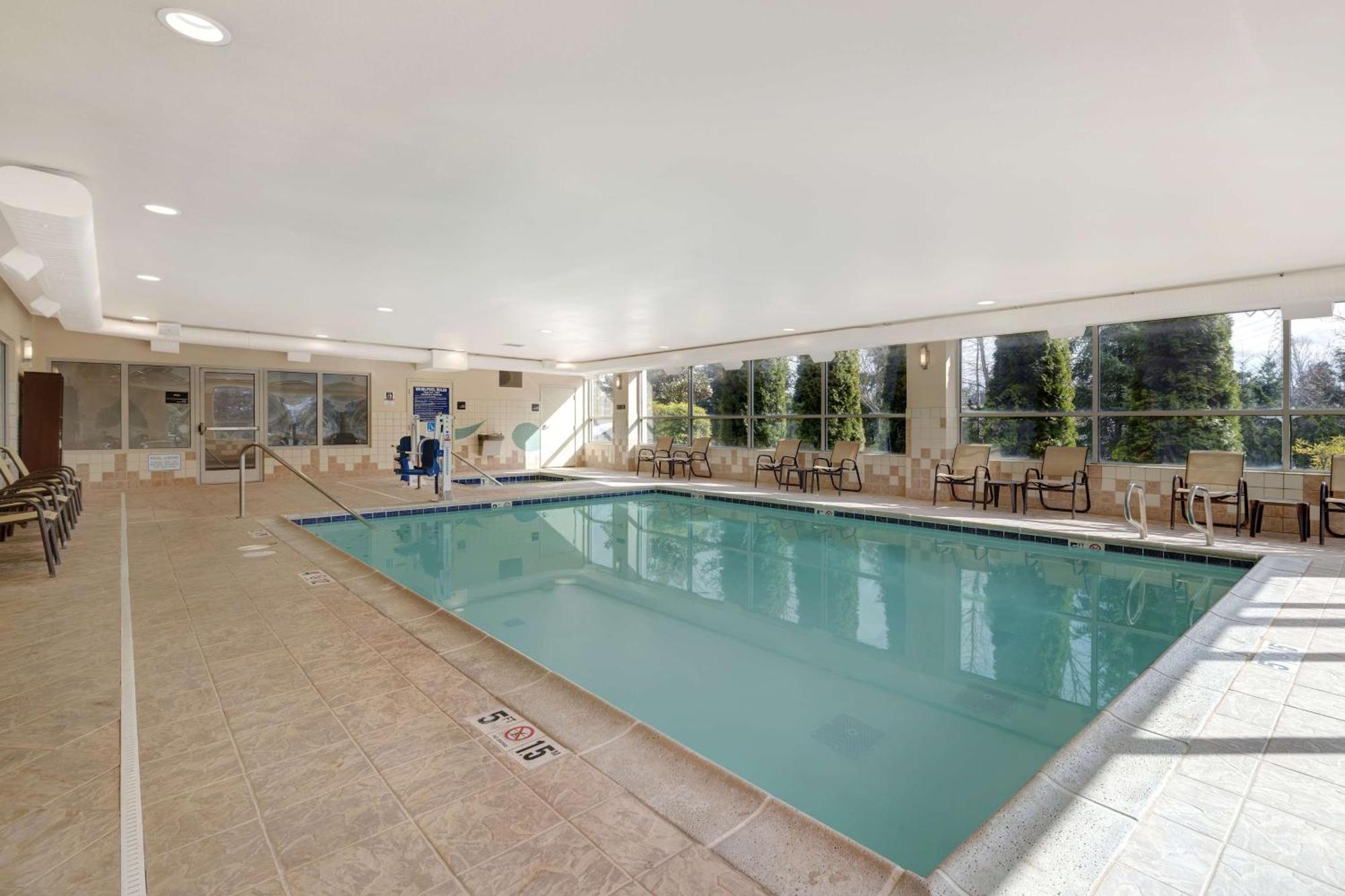 Hampton Inn & Suites Seattle/Federal Way Εξωτερικό φωτογραφία